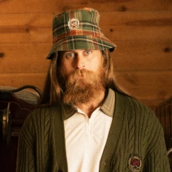 MALBON X BUDWEISER PLAID BUCKET HAT 5 MALBON X BUDWEISER PLAID BUCKET HAT -Golf Essentials Shop Untitleddesign 70 9a748bc6 45b3 4f53 9da5 b97c39827743